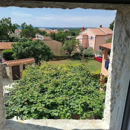 Weiße Feder Apartment *