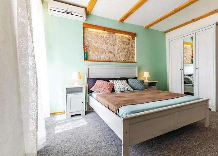 아파트 Weisse Feder 페로이