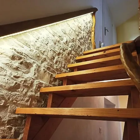 Weisse Feder * Peroj